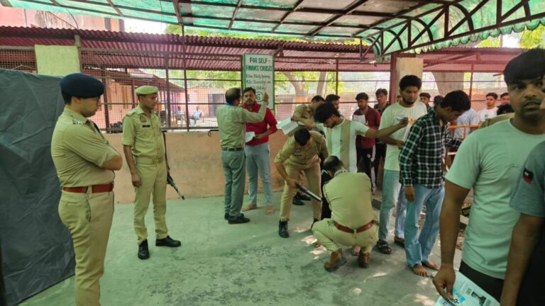 मुजफ्फरनगर में फर्जीवाडाः पुलिस परीक्षा में पकड़ा गया ‘मुन्ना भाई