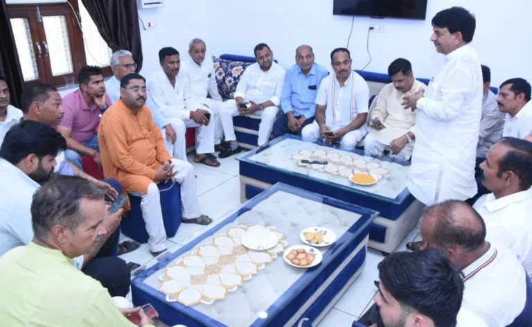 मन की बात सुनकर कार्यकर्ताओं में भरा उत्साह, बूथ सशक्तिकरण पर दिया जोर