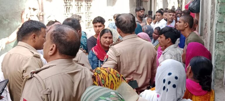 पत्नी पर जहर देकर हत्या का आरोप, युवक की मौत के बाद हंगामा
