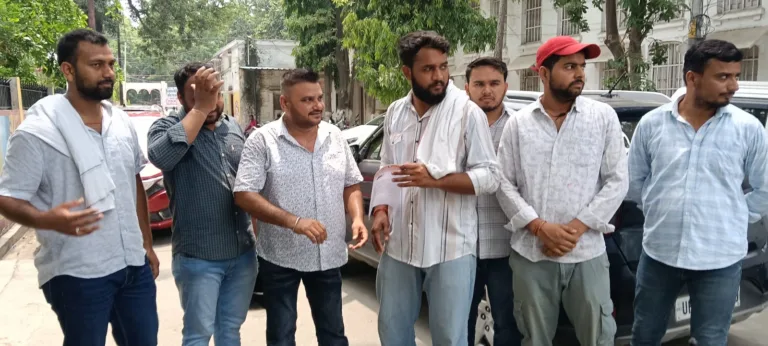 बेसिक शिक्षा अधिकारी पर भ्रष्टाचार और उत्पीड़न के आरोप, कार्रवाई की मांग