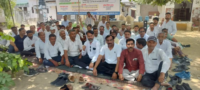 ई-रजिस्ट्री के विरोध में अधिवक्ताओं का हल्ला बोल, पांचवें दिन भी जारी रही हड़ताल