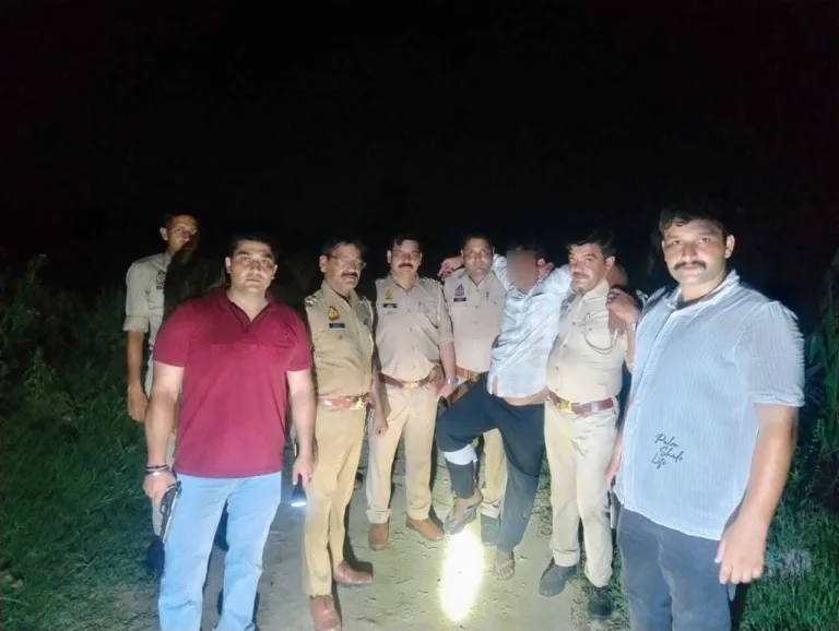 देवबंद में पुलिस मुठभेड़ का दावा, हिस्ट्रीशीटर के पैर में गोली; तमंचा और बाइक बरामद