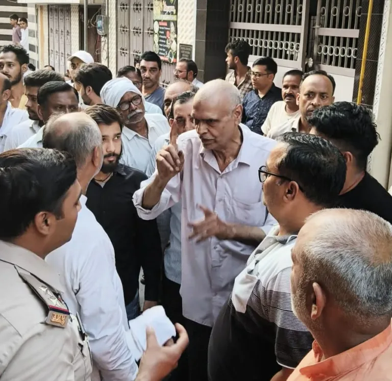 मुजफ्फरनगर में लैंड जिहाद पर हंगामा, हिंदू बस्ती में मुस्लिम की एंट्री से आक्रोश