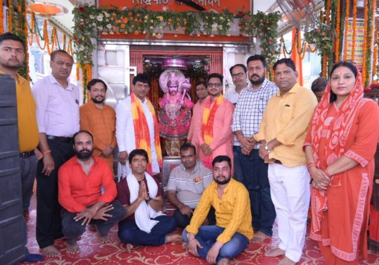 बड़े मंगल पर श्रद्धा और सेवा का संगम, हजारों भक्तों ने किया सुंदरपाठ