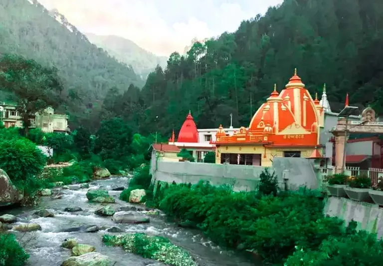 कैंची धाम मेला 2026 के लिए ट्रैफिक प्लान जारी, 15 जून को उमड़ेगी श्रद्धालुओं की भारी भीड़